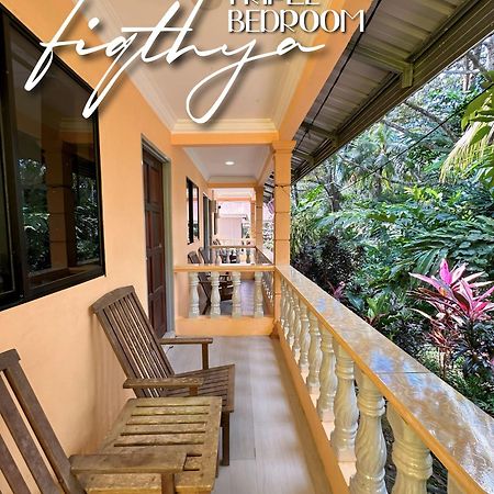 Fiqthya Chalet & Cafe Kampong Ayer Batang Ngoại thất bức ảnh