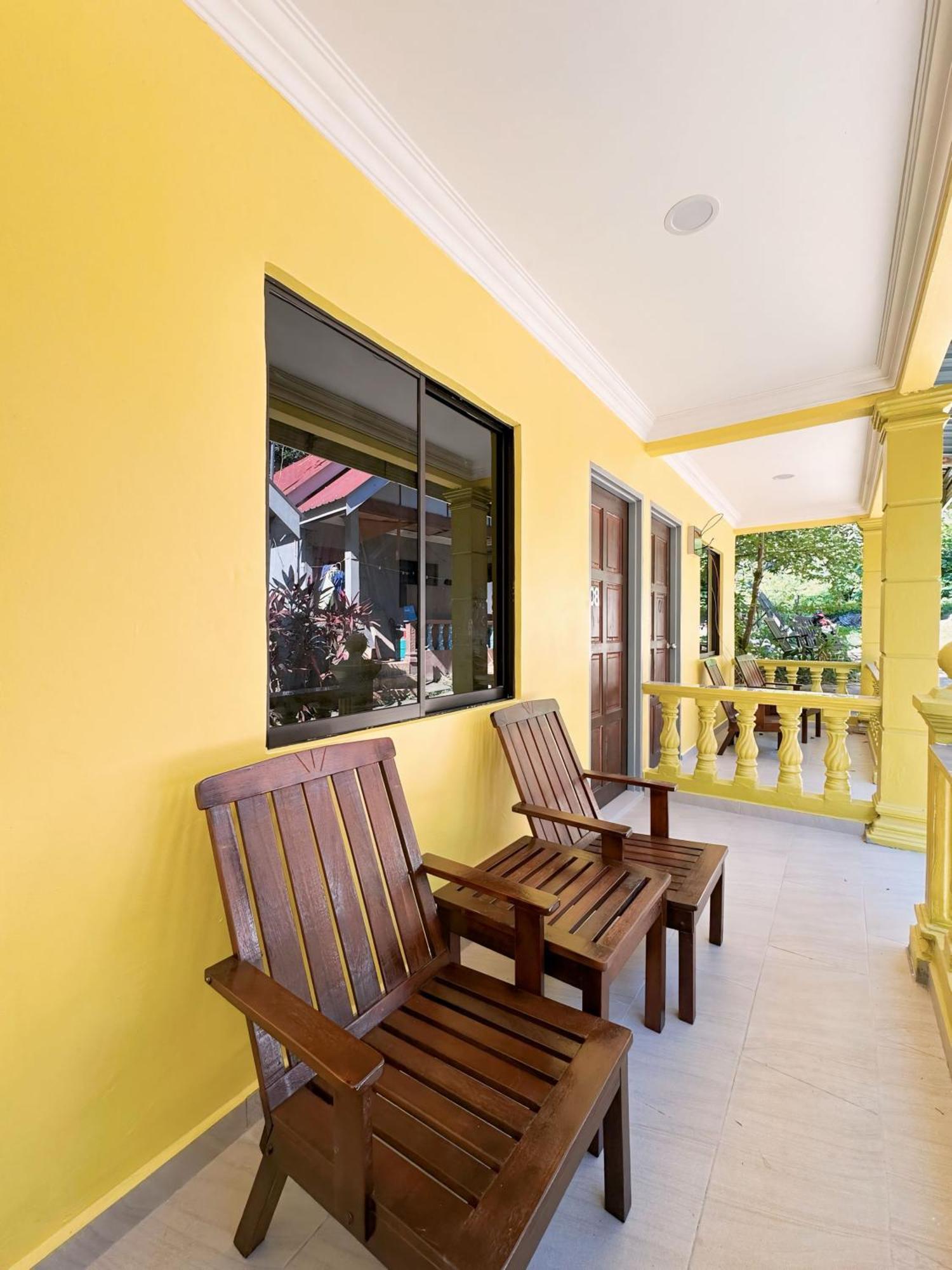 Fiqthya Chalet & Cafe Kampong Ayer Batang Ngoại thất bức ảnh